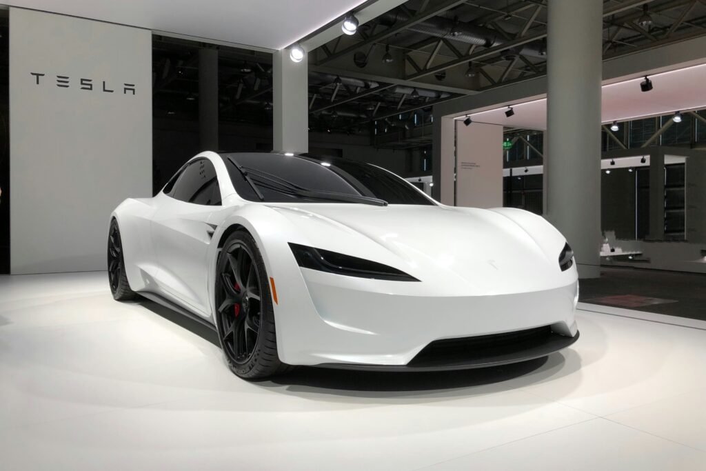 tesla fans schweiz 7 oqmgogzdw unsplash